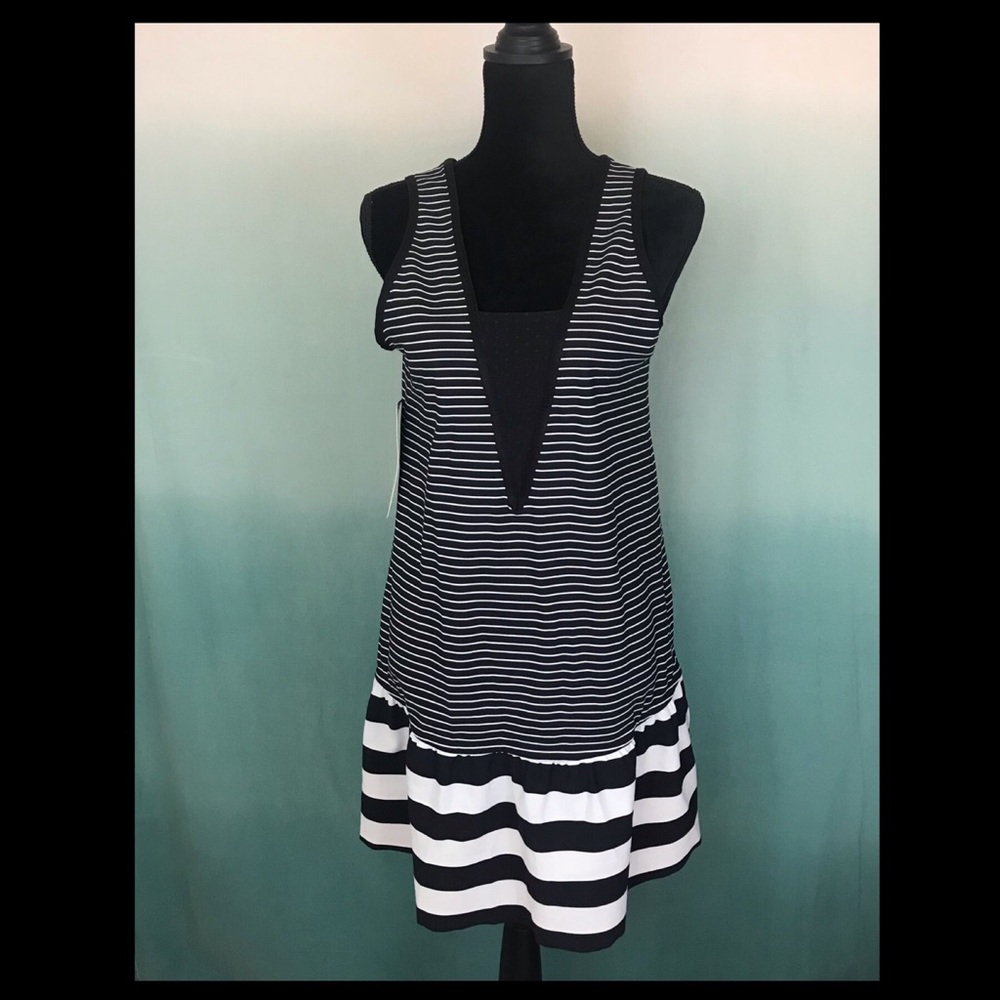 Lululemon Athletica Both Way dress reversible NWT